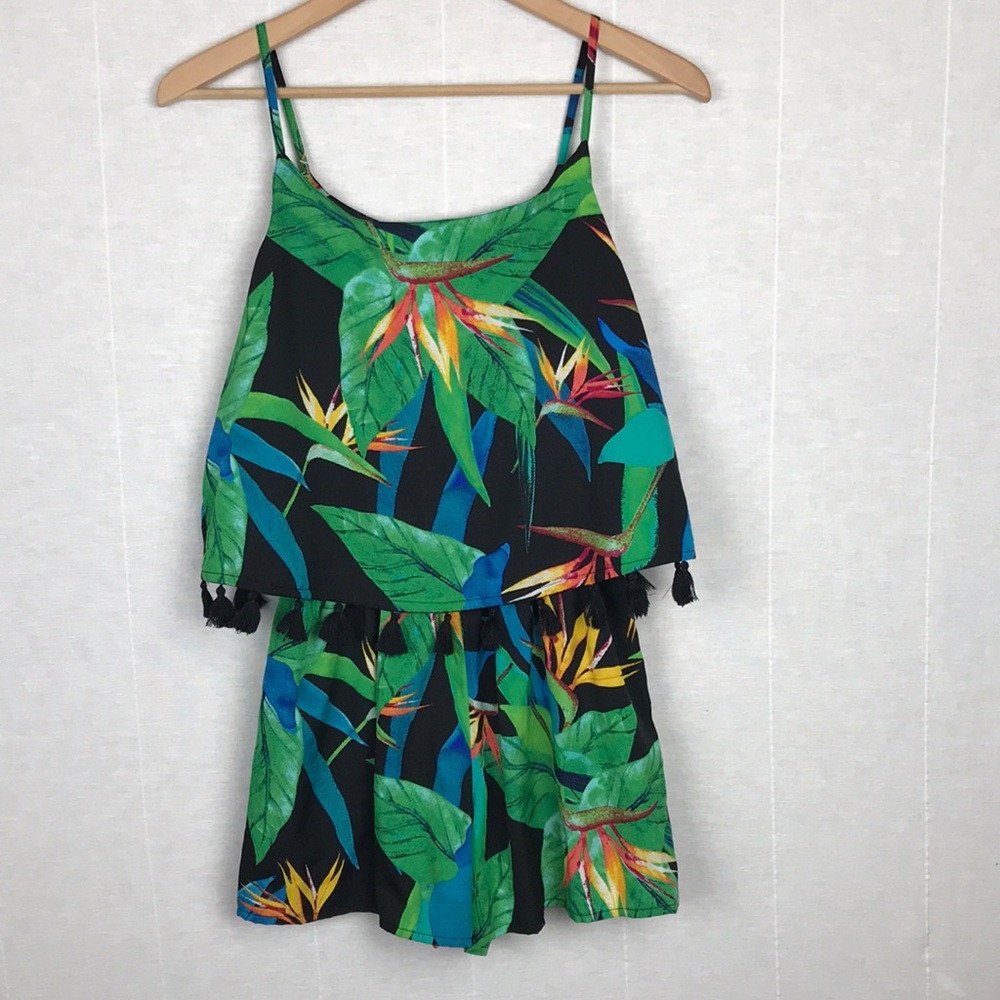 NWOT romper size XS - Picture 2 of 6